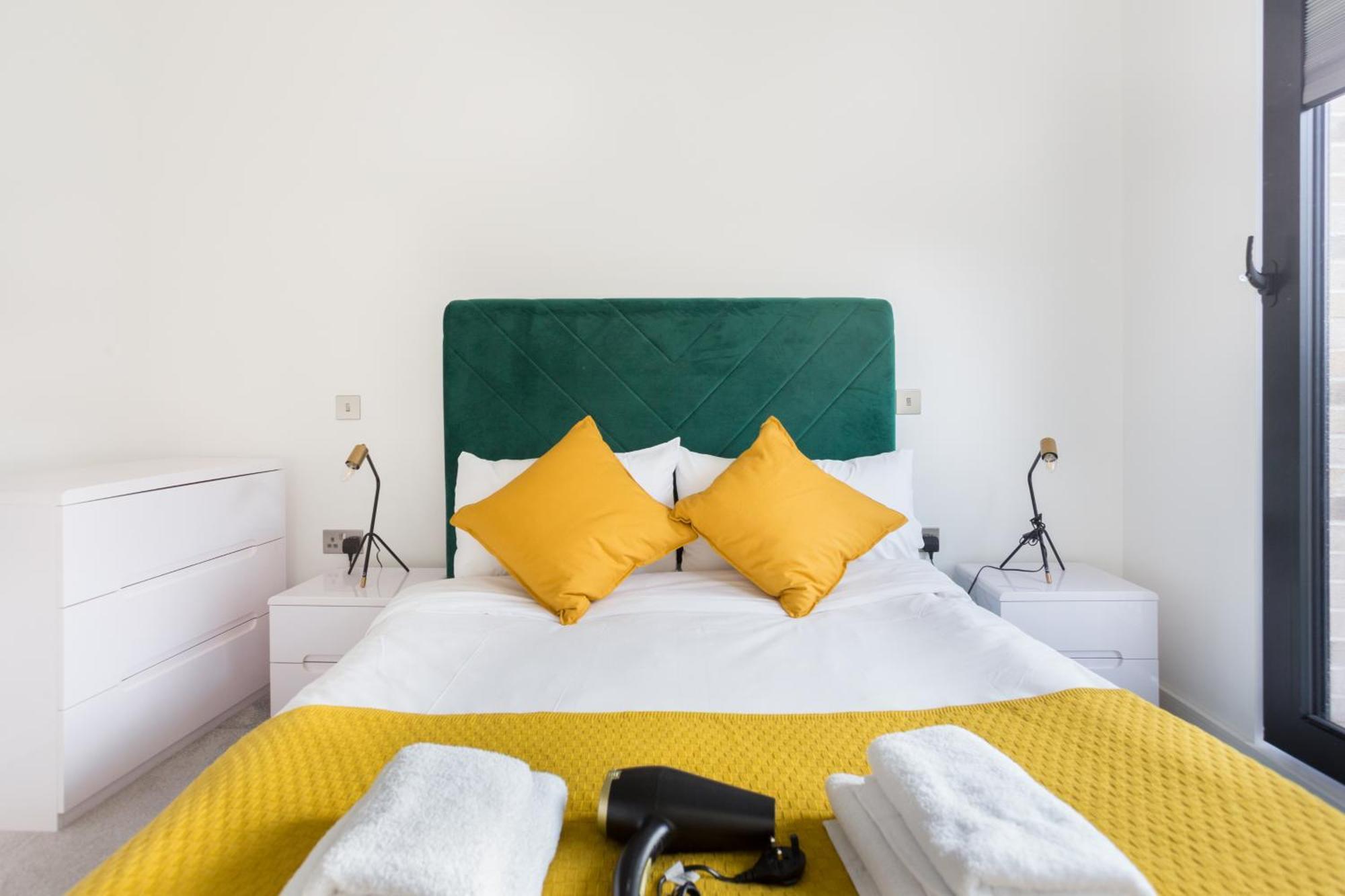The Vale - Luxury Apartments ลอนดอน ภายนอก รูปภาพ